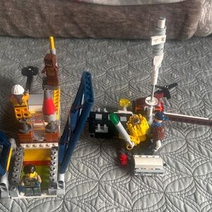 Colorful Building Block Set for Kids with 5 figures